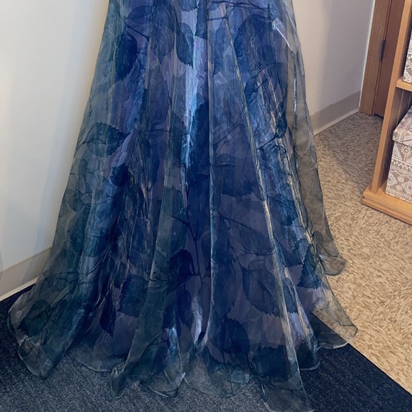 Rene Ruiz Collection Organza Dress - Picture 9 of 12